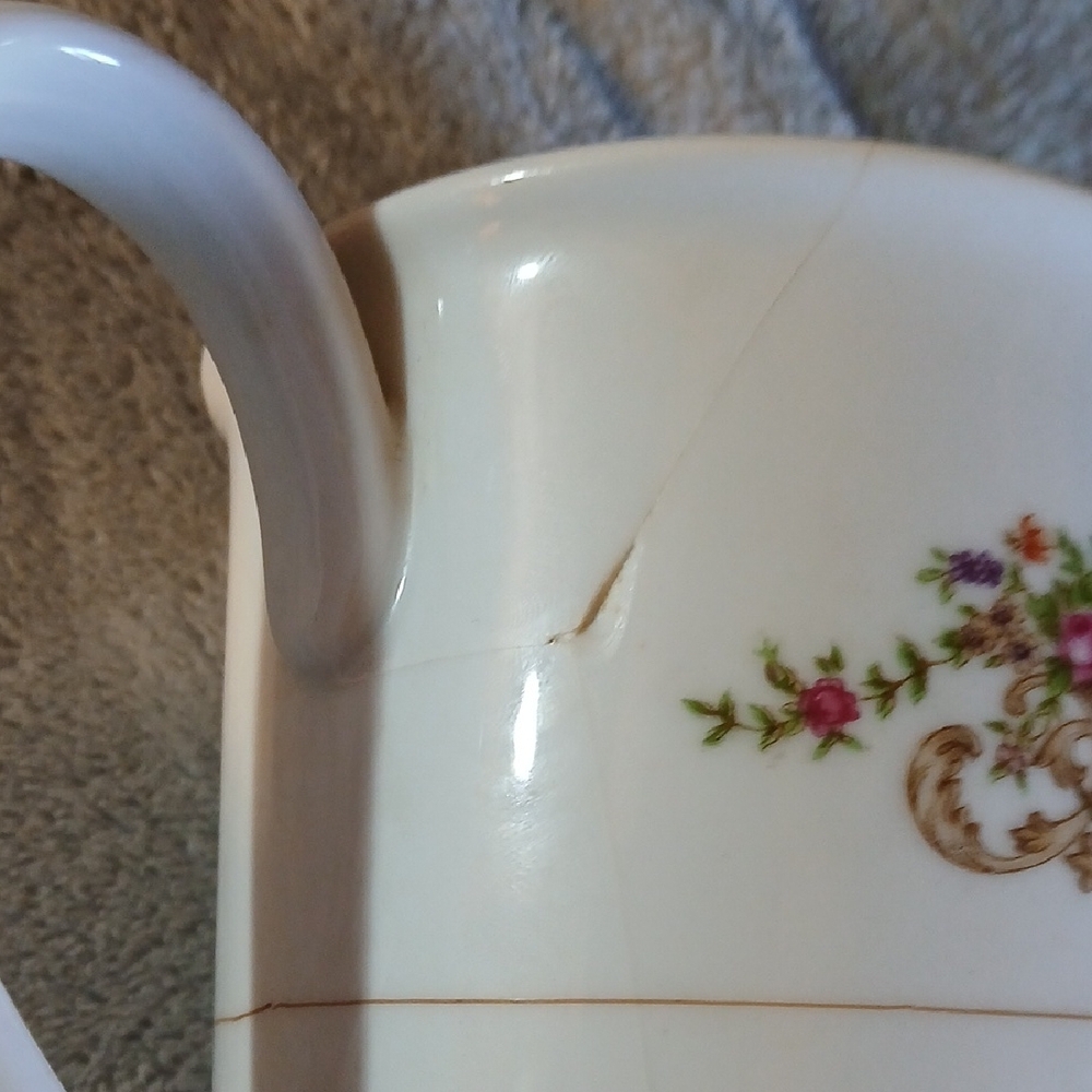 Vintage Elegant Floral Tea Set - Picture 9 of 12